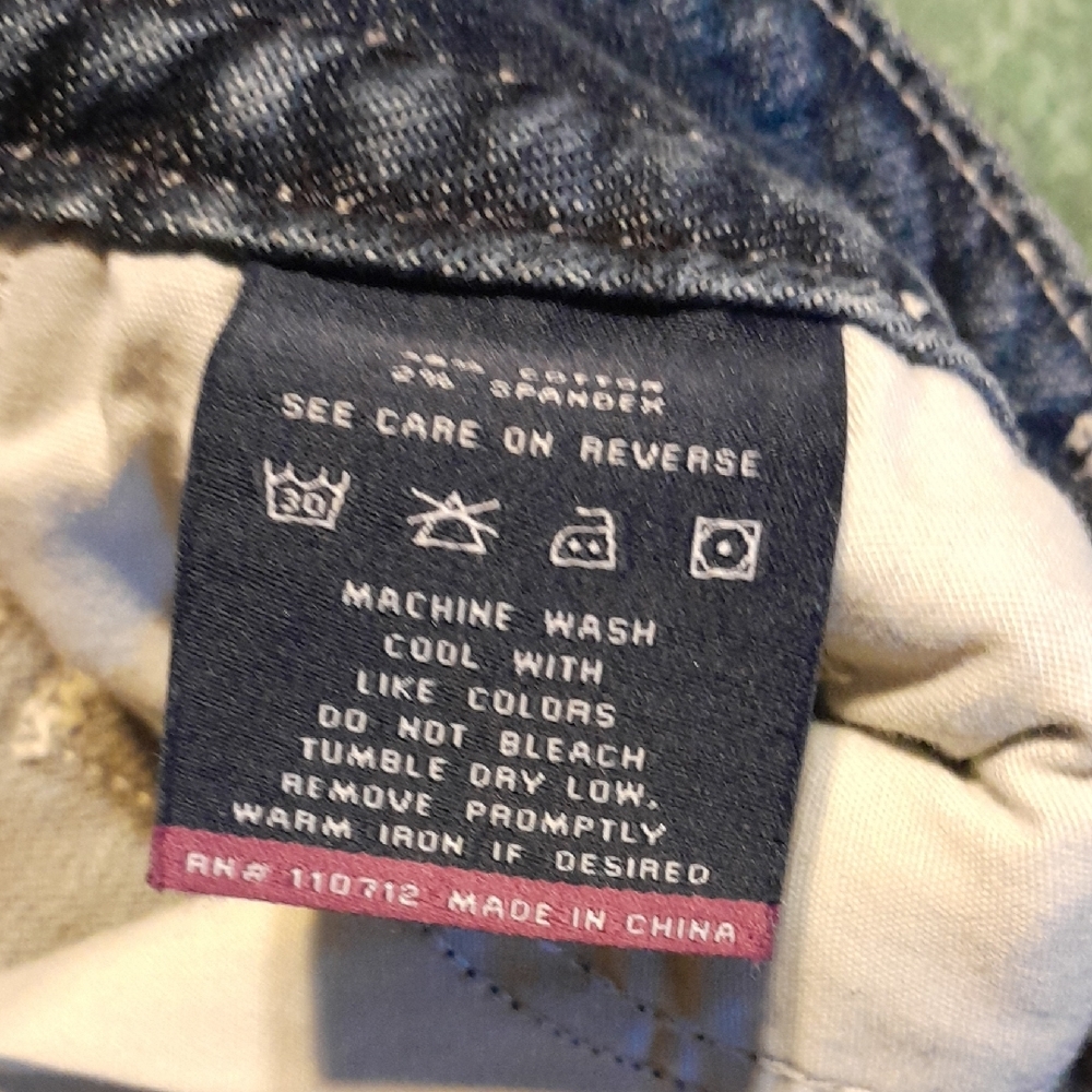 Vigoss Blue Cropped Ankle Jeans with Vintage Faded Style - Picture 7 of 12